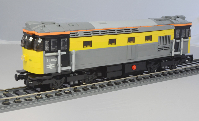 British Rail Class 33 Diesel Locomotive (Engineers 'Dutch' livery)